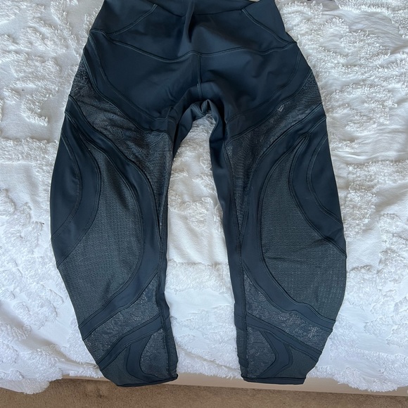 Lululemon leggings Size 8 - Dark Grey with lace style sheer detail - Picture 3 of 5